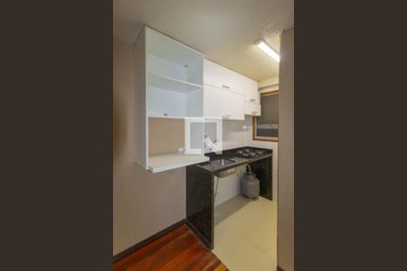 Cozinha de apartamento à venda com 2 quartos, 42m² em Mato Grande, Canoas