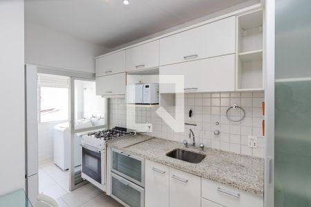 Cozinha de apartamento para alugar com 2 quartos, 50m² em Campo Belo, São Paulo