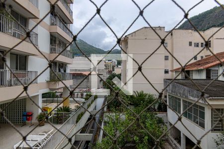 Quarto 1 Vista de apartamento para alugar com 2 quartos, 63m² em Grajaú, Rio de Janeiro