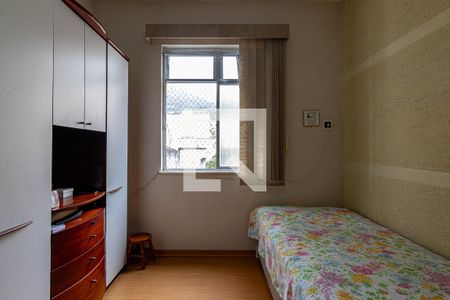 Quarto 1 de apartamento para alugar com 2 quartos, 63m² em Grajaú, Rio de Janeiro