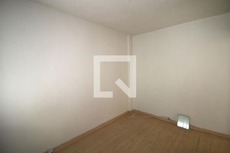 Quarto 2 de apartamento para alugar com 2 quartos, 45m² em Olaria, Rio de Janeiro