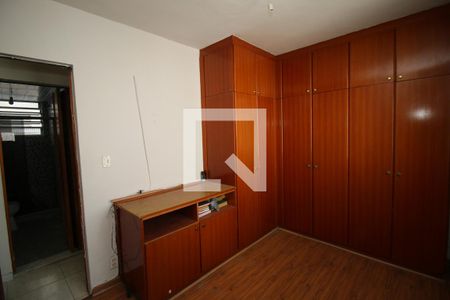 Quarto 1 de apartamento para alugar com 2 quartos, 45m² em Olaria, Rio de Janeiro