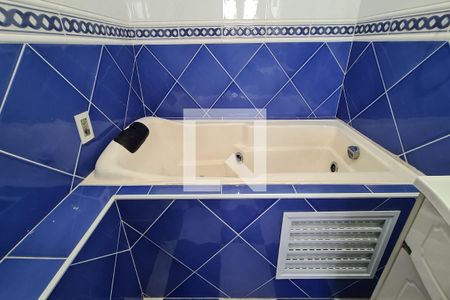 Banheiro da Suíte de casa para alugar com 3 quartos, 180m² em Vila Alpina, São Paulo