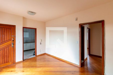 Sala de apartamento à venda com 3 quartos, 110m² em Camargos, Belo Horizonte