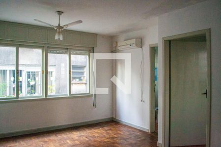Sala/Quarto de apartamento para alugar com 1 quarto, 30m² em Partenon, Porto Alegre