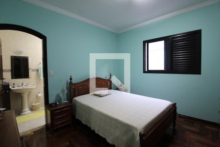 Suíte 1 de casa à venda com 5 quartos, 194m² em Água Rasa, São Paulo