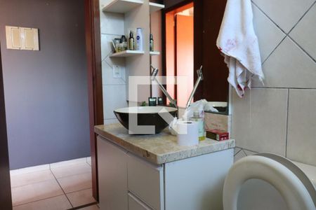 Banheiro de apartamento à venda com 1 quarto, 71m² em Vicentina, São Leopoldo