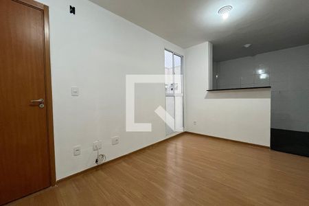 Sala de apartamento para alugar com 2 quartos, 40m² em Parque Santa Rosa, Suzano