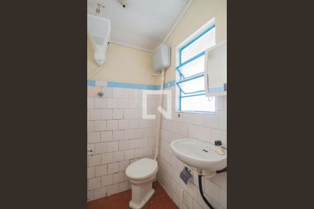 Banheiro de casa para alugar com 1 quarto, 35m² em Nonoai, Porto Alegre