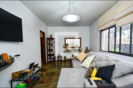 Sala de apartamento para alugar com 4 quartos, 136m² em Santo Agostinho, Belo Horizonte