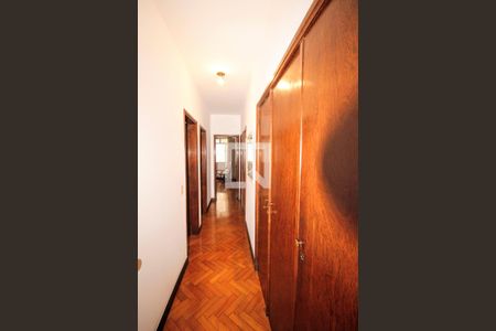 Corredor de apartamento à venda com 4 quartos, 190m² em Gutierrez, Belo Horizonte