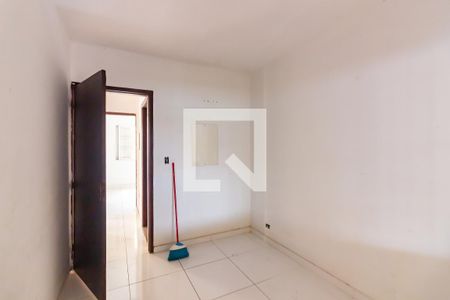 Quarto 2 de casa à venda com 5 quartos, 177m² em Jardim D’abril, Osasco