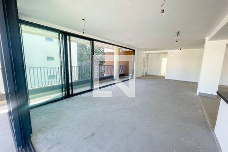 Sala de apartamento à venda com 3 quartos, 220m² em Sumaré, São Paulo