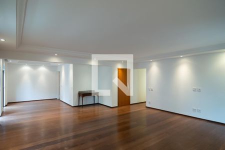 Sala de apartamento para alugar com 3 quartos, 193m² em Morro dos Ingleses, São Paulo