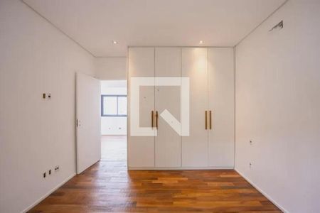 Casa à venda com 4 quartos, 450m² em Jardim Paulista, São Paulo