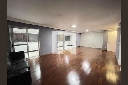 Apartamento à venda com 3 quartos, 172m² em Jardim Londrina, São Paulo