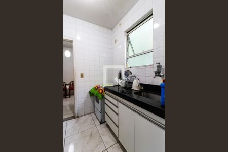 Apartamento à venda com 3 quartos, 65m² em Sagrada Família, Belo Horizonte