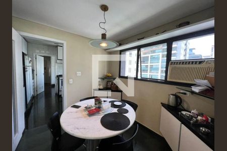 Apartamento à venda com 3 quartos, 220m² em Jardim Paulista, São Paulo