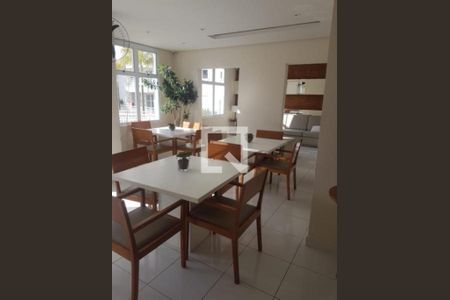 Apartamento à venda com 2 quartos, 62m² em Vila Isa, São Paulo