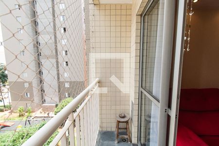 Varanda de apartamento à venda com 3 quartos, 64m² em Cambuci, São Paulo