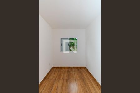 Quarto de casa para alugar com 2 quartos, 48m² em Vila Carrao, São Paulo