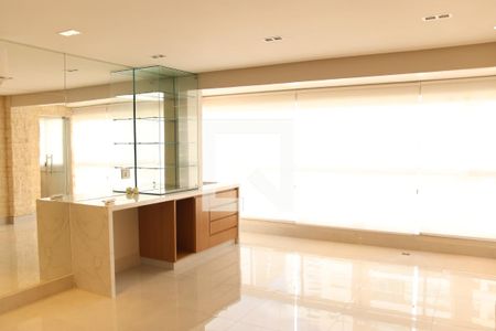 Sala de apartamento para alugar com 2 quartos, 77m² em Jardim Goiás, Goiânia