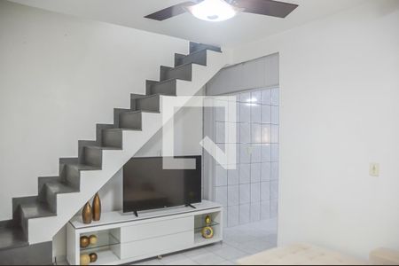 Sala de casa para alugar com 3 quartos, 149m² em Baeta Neves, São Bernardo do Campo