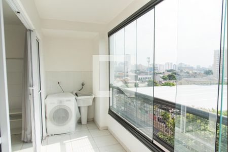 Varanda e área de serviço de apartamento para alugar com 1 quarto, 35m² em Cambuci, São Paulo