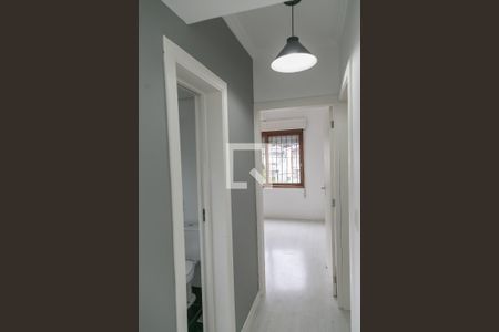 Corredor de apartamento à venda com 2 quartos, 85m² em Jardim Botânico, Porto Alegre