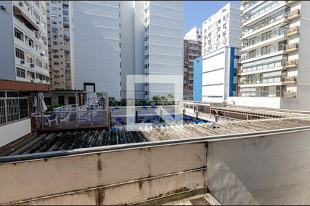 Vista da Sala de apartamento à venda com 1 quarto, 56m² em Icaraí, Niterói