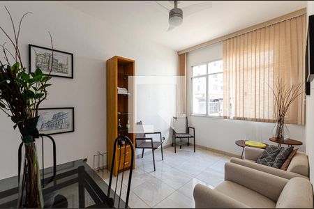 Sala de apartamento à venda com 1 quarto, 56m² em Icaraí, Niterói