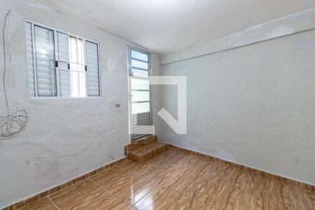 Sala/Cozinha de casa para alugar com 1 quarto, 22m² em Vila União (zona Leste), São Paulo