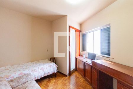 Suíte 1 de casa para alugar com 3 quartos, 400m² em Ayrosa, Osasco