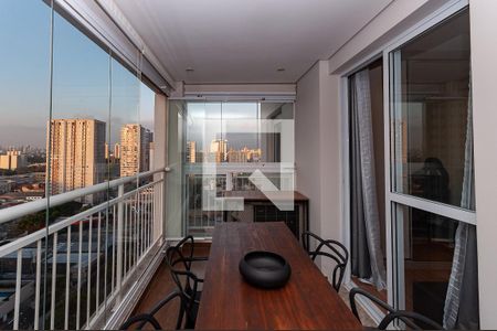 Varanda Sala de apartamento à venda com 2 quartos, 65m² em Barra Funda, São Paulo