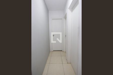 Corredor de apartamento à venda com 2 quartos, 47m² em Jardim Monte Alegre, Taboão da Serra