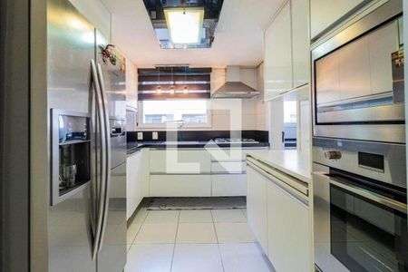 Apartamento à venda com 3 quartos, 136m² em Pompeia, São Paulo