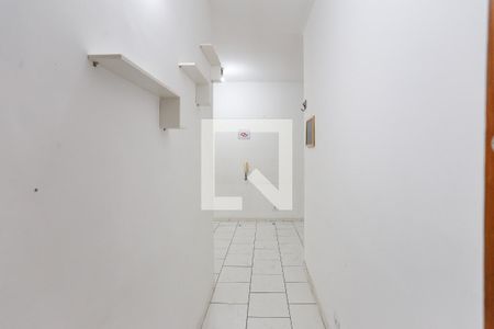 Corredor de kitnet/studio para alugar com 1 quarto, 50m² em Vila Butantã, São Paulo