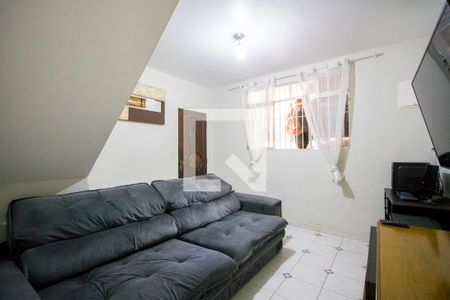 Sala de casa à venda com 2 quartos, 105m² em Parque Gerassi, Santo André