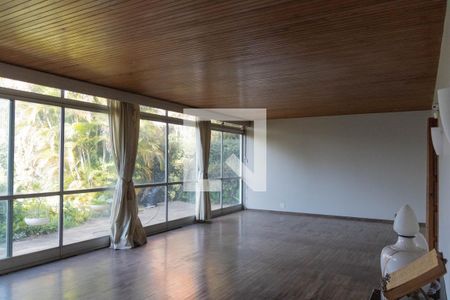 Sala de casa para alugar com 5 quartos, 200m² em Cidade Jardim, Belo Horizonte