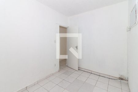Quarto 1 de apartamento para alugar com 2 quartos, 47m² em Vila Valqueire, Rio de Janeiro