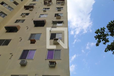 Fachada de apartamento para alugar com 2 quartos, 64m² em Jacarepaguá, Rio de Janeiro