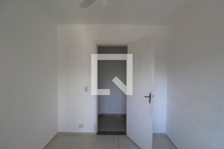 Quarto 01 de apartamento para alugar com 2 quartos, 64m² em Jacarepaguá, Rio de Janeiro