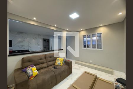 Sala de casa para alugar com 3 quartos, 135m² em Vila Verde, São Paulo