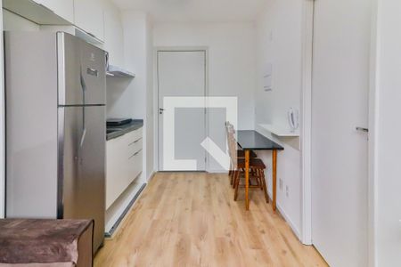 Sala/Cozinha de kitnet/studio para alugar com 1 quarto, 25m² em Butantã, São Paulo