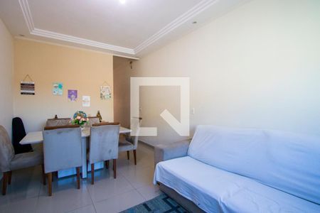 Sala de casa para alugar com 3 quartos, 126m² em Vila Pires, Santo André