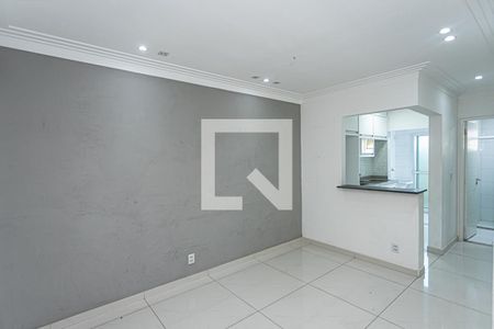 Sala de apartamento para alugar com 2 quartos, 68m² em Parque Maria Domitila, São Paulo
