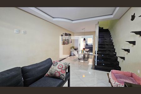 Sala de casa à venda com 2 quartos, 125m² em Jardim Sabara, São Paulo