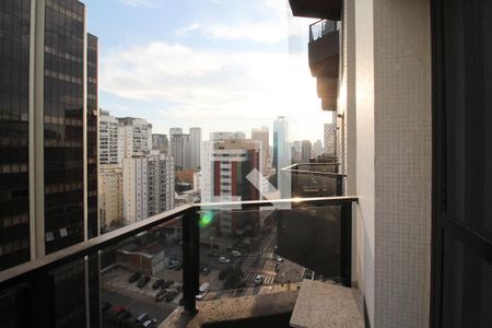 Varanda de apartamento à venda com 1 quarto, 52m² em Moema, São Paulo