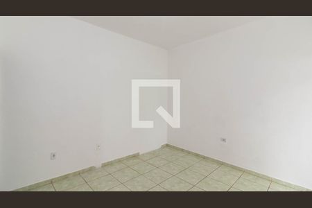 Sala/Quarto de casa para alugar com 1 quarto, 30m² em Jardim Veronica, São Paulo