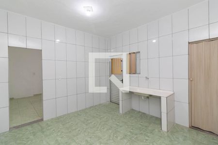 Cozinha de casa para alugar com 1 quarto, 30m² em Jardim Veronica, São Paulo